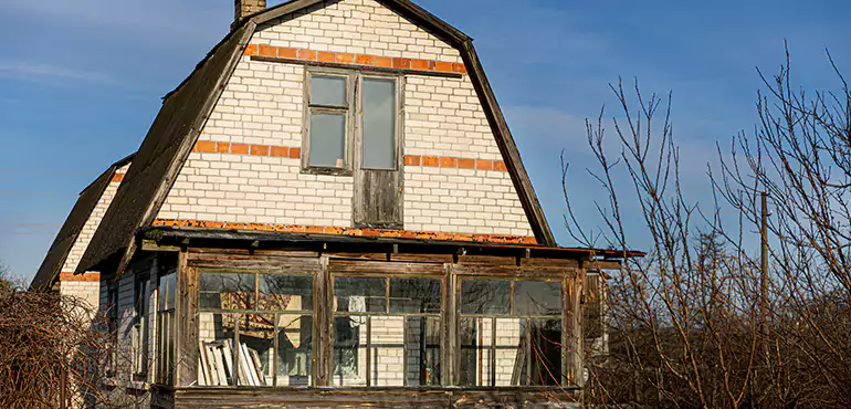 Types of Houses We Buy Without Repairs in Eden Isle, LA