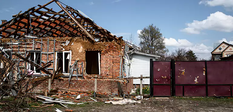 Types of Houses We Buy Without Repairs in Eden Isle, LA